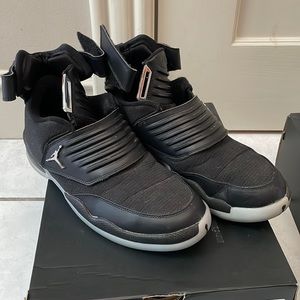Jordan generation 23 high tops Sz 9.5
